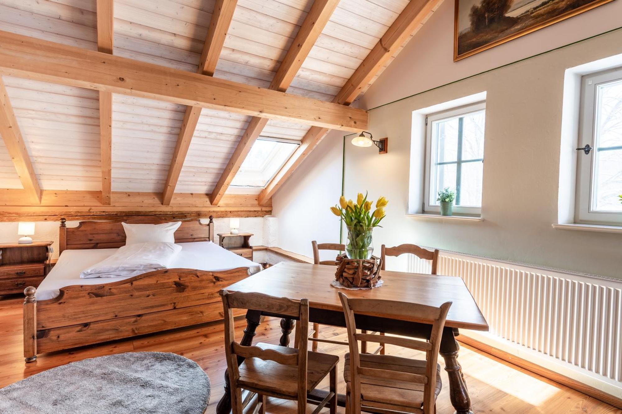 Appartement Schlossgaststatte Hohenberg à Seeshaupt Extérieur photo