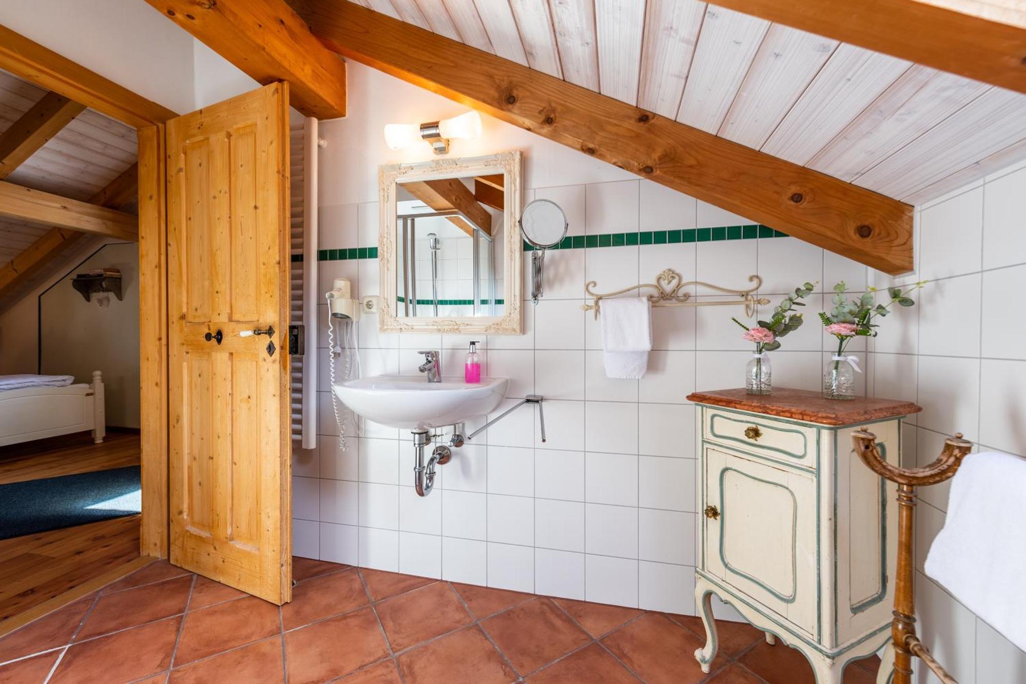 Appartement Schlossgaststatte Hohenberg à Seeshaupt Extérieur photo