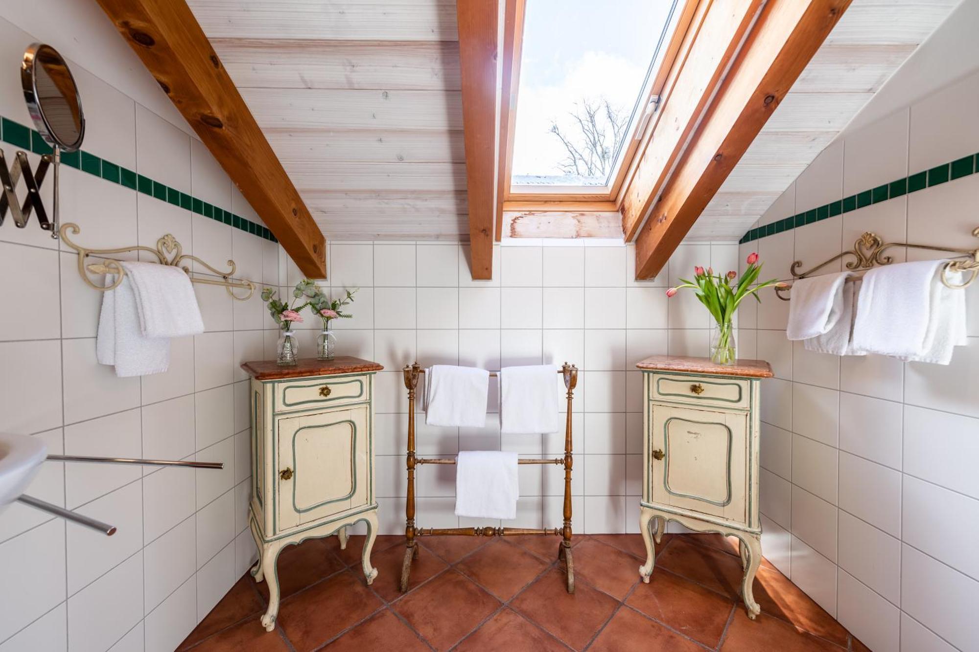 Appartement Schlossgaststatte Hohenberg à Seeshaupt Extérieur photo