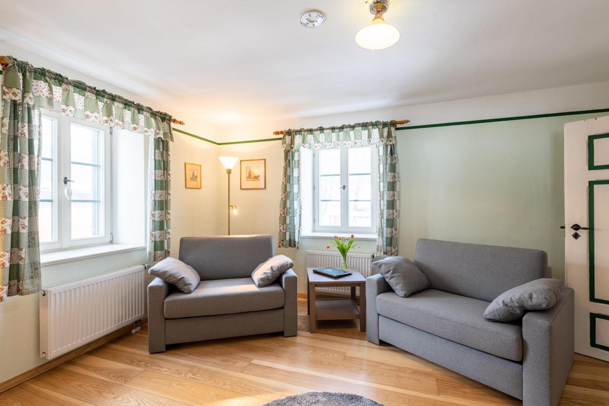 Appartement Schlossgaststatte Hohenberg à Seeshaupt Extérieur photo