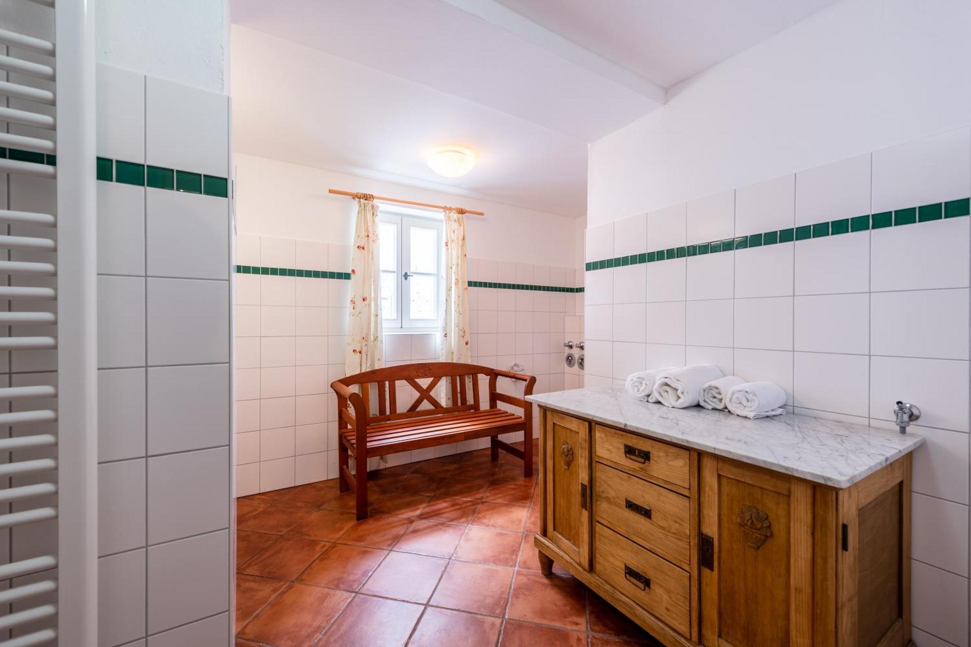Appartement Schlossgaststatte Hohenberg à Seeshaupt Extérieur photo