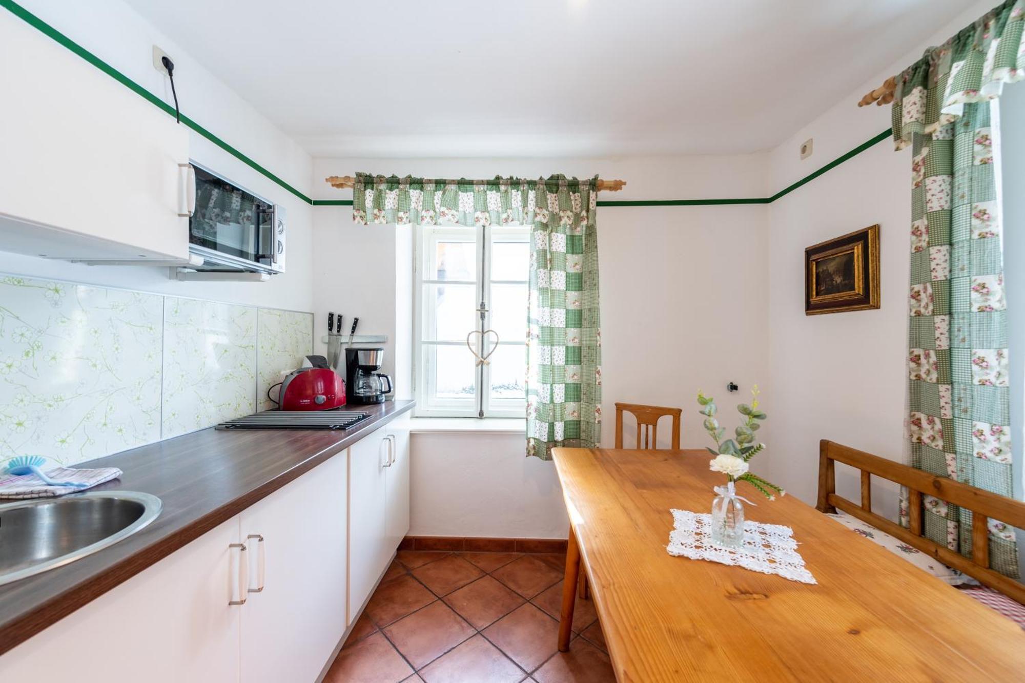 Appartement Schlossgaststatte Hohenberg à Seeshaupt Extérieur photo