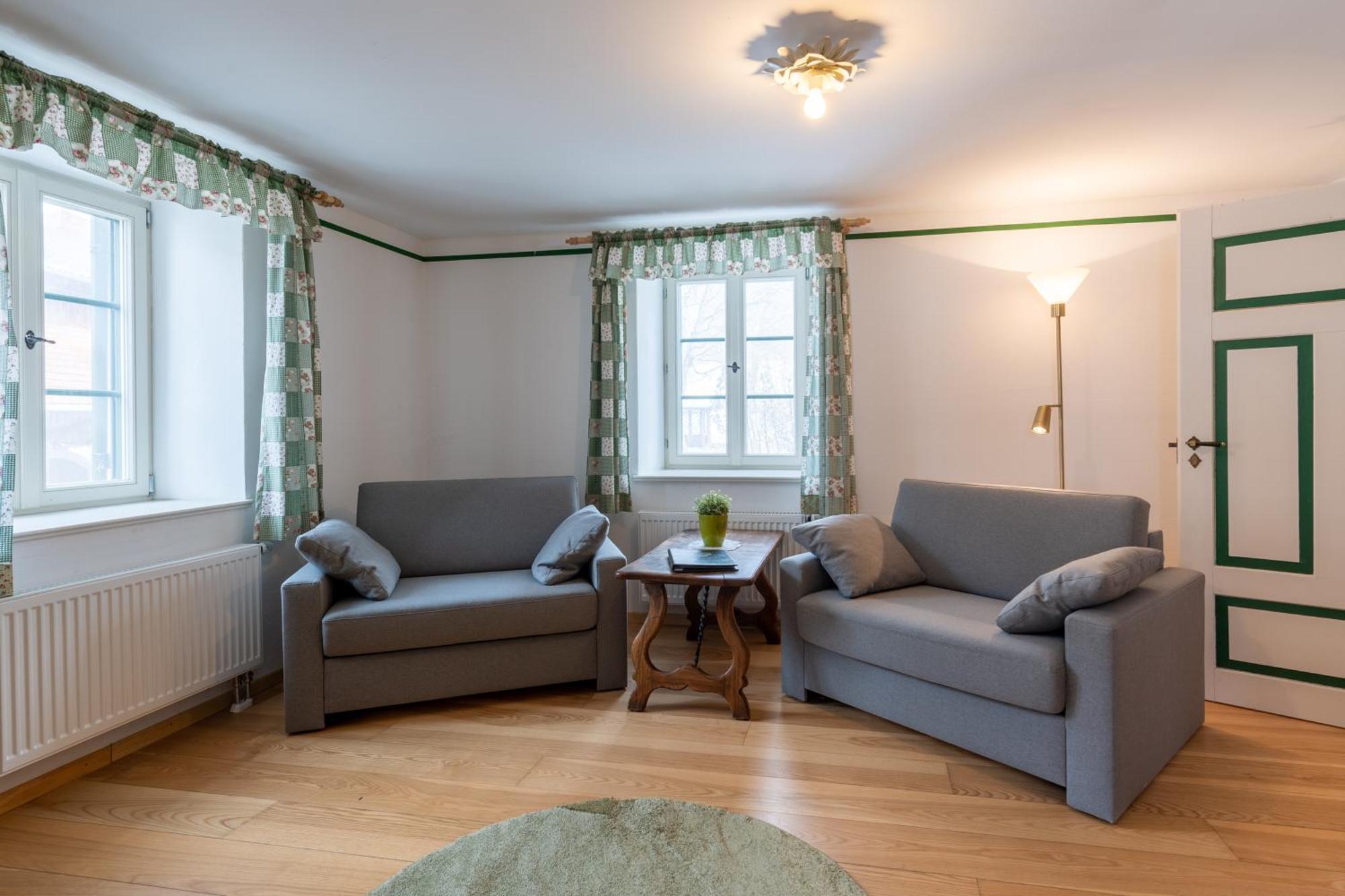 Appartement Schlossgaststatte Hohenberg à Seeshaupt Extérieur photo